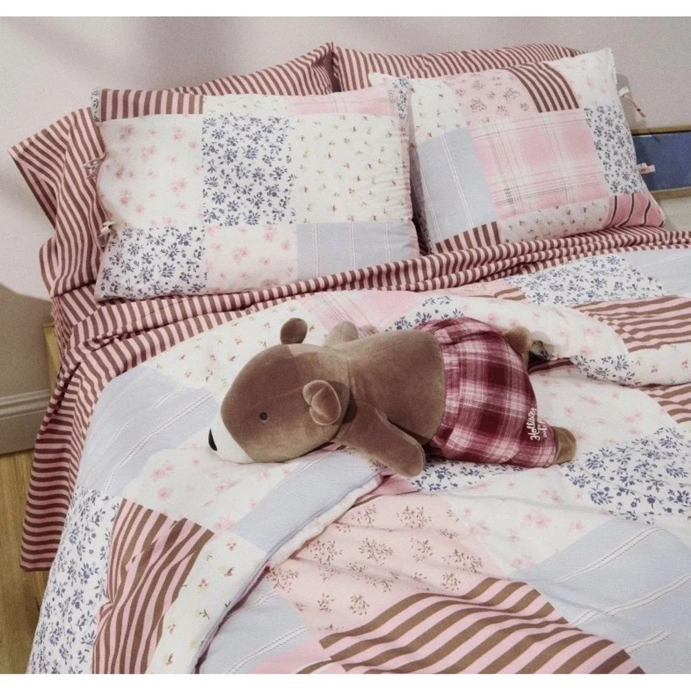 Hollister Target Pink Patchwork Floral Cotton Percale Full Queen Comforter Set